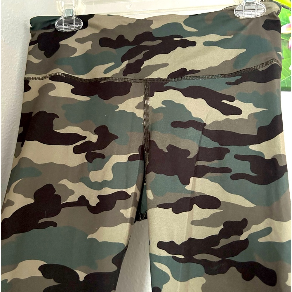 Cute camo leggings